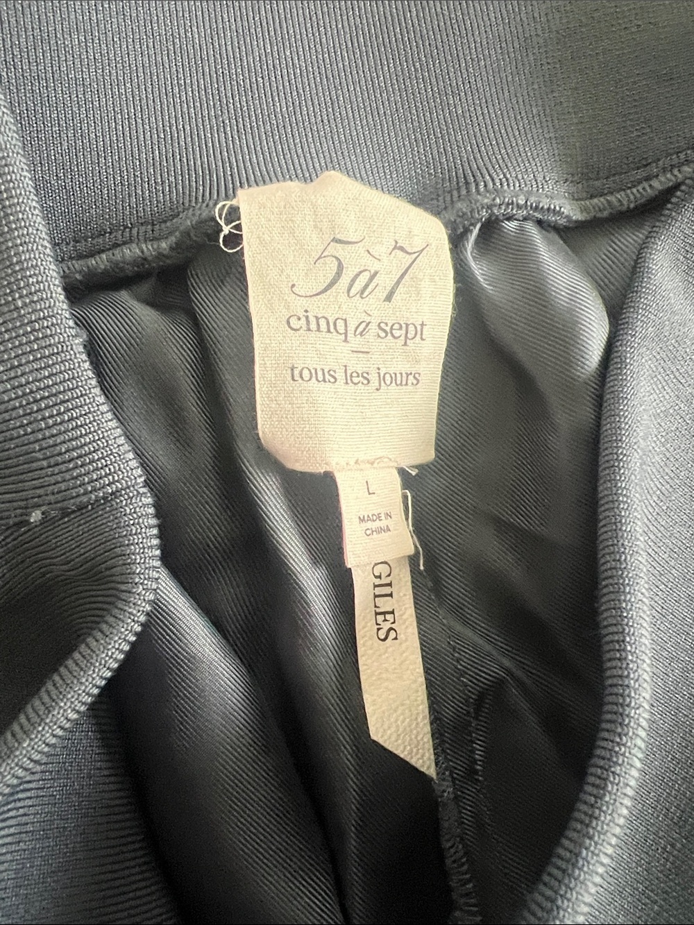 Cinq a Sept Giles Cargo Pants
Shadow. Size Large - Picture 5 of 9